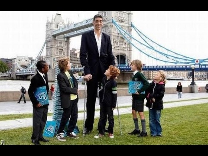 10 Real Life Giants Known for Unusually Tall Stature