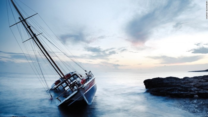10 Shipwreck Survival Tips: Surviving The Sea Ordeals