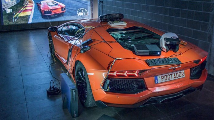 Guy Mods His Lamborghini As The Costliest Gaming Rig In The World